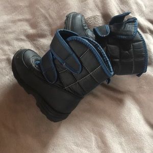Toddler Snow boots Sz 7/8